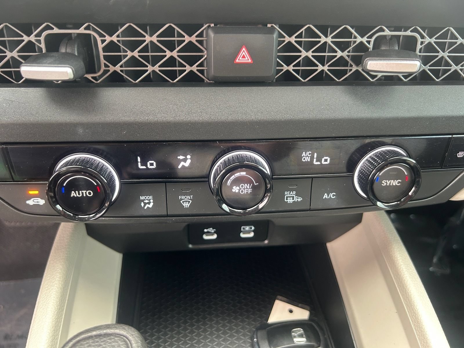 Certified 2024 Honda Accord EX image 22