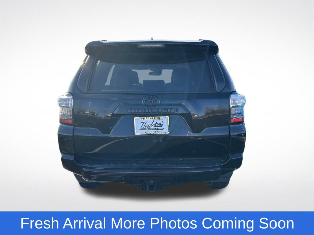 Used 2022 Toyota 4Runner TRD Off-Road Premium w/ TRD Black Wheel Package (TMS) image 6