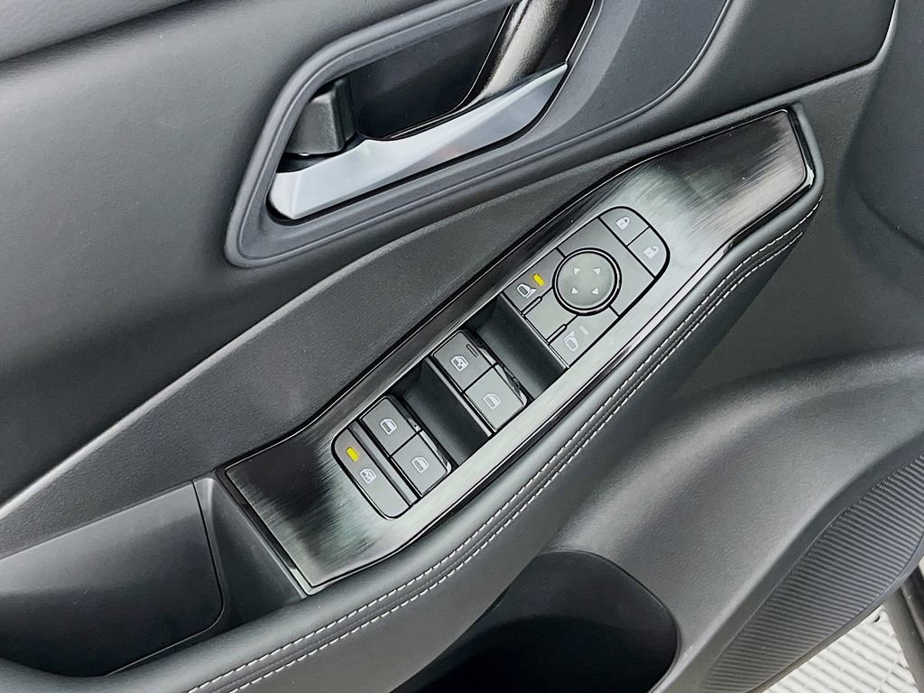 New 2026 Nissan Rogue SV image 15