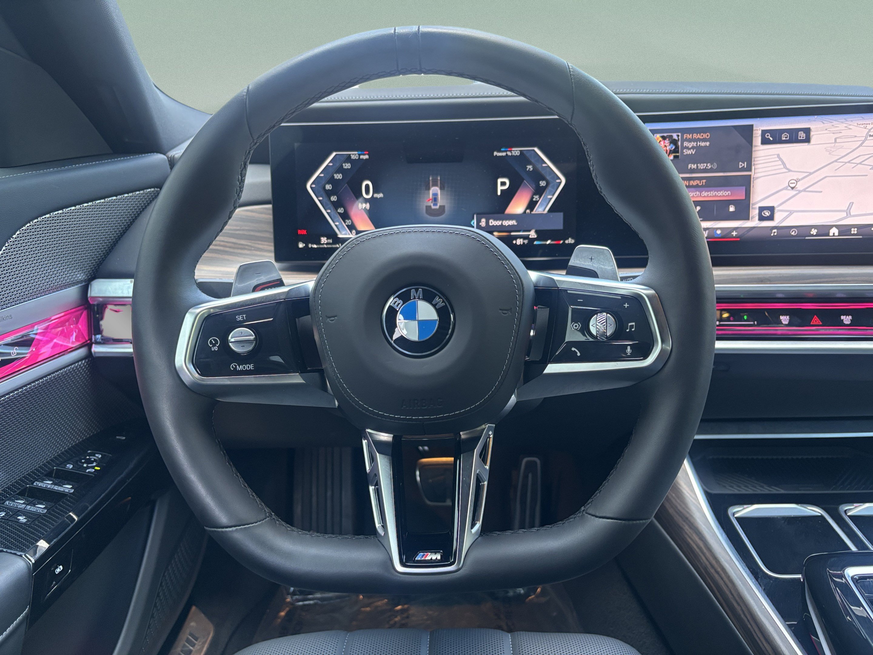 Used 2025 BMW 760i xDrive w/ Premium Package AWD/4WD image 8
