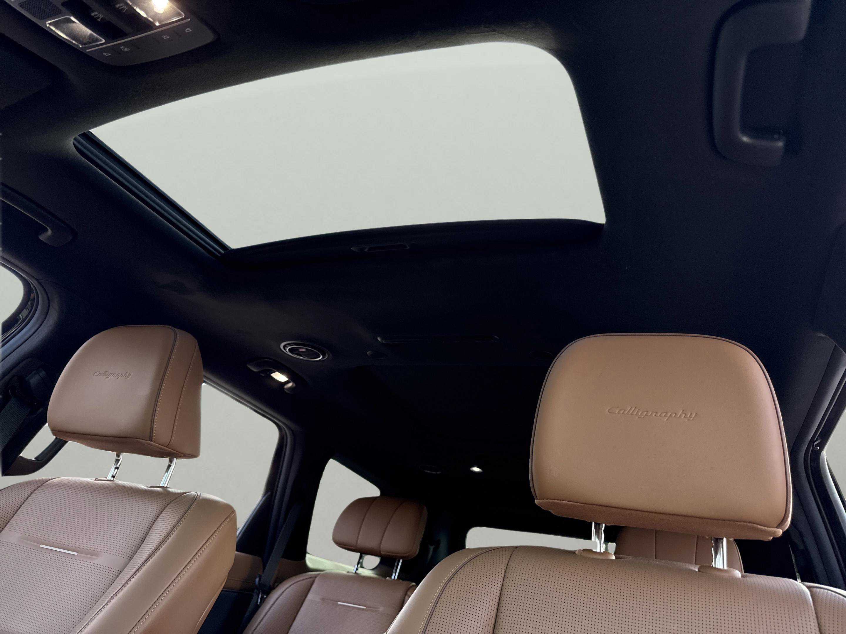 Used 2026 Hyundai Palisade Calligraphy image 13