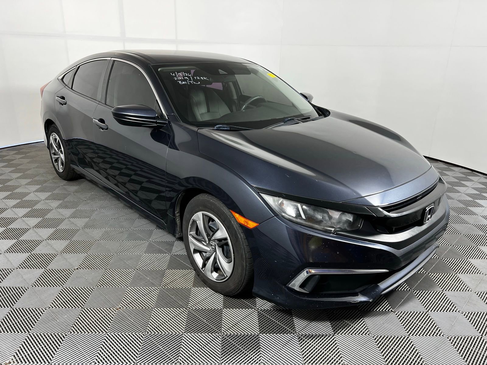 Used 2019 Honda Civic LX image 3