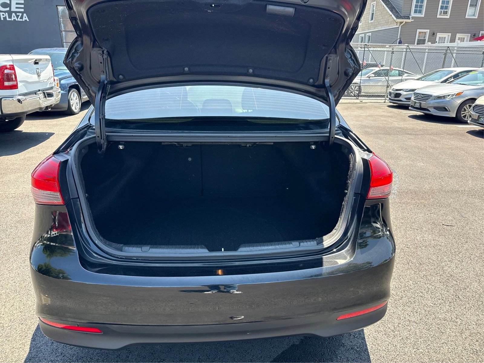 Used 2018 Kia Forte LX FWD image 13