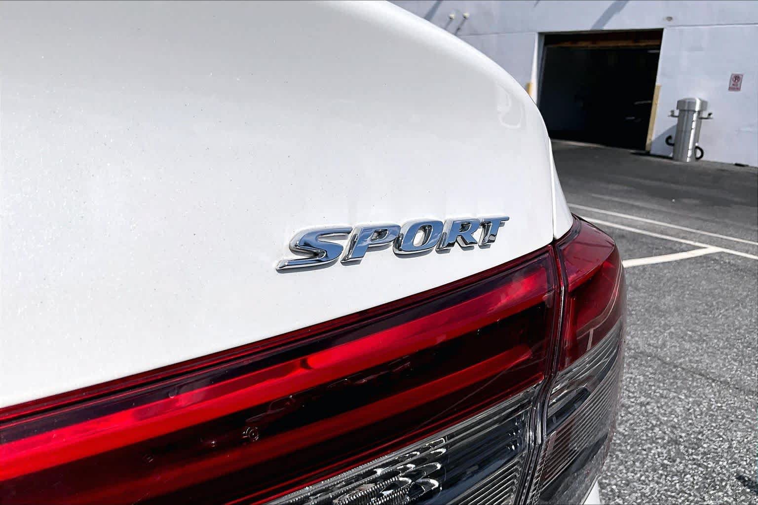 Used 2024 Honda Civic Sport image 10