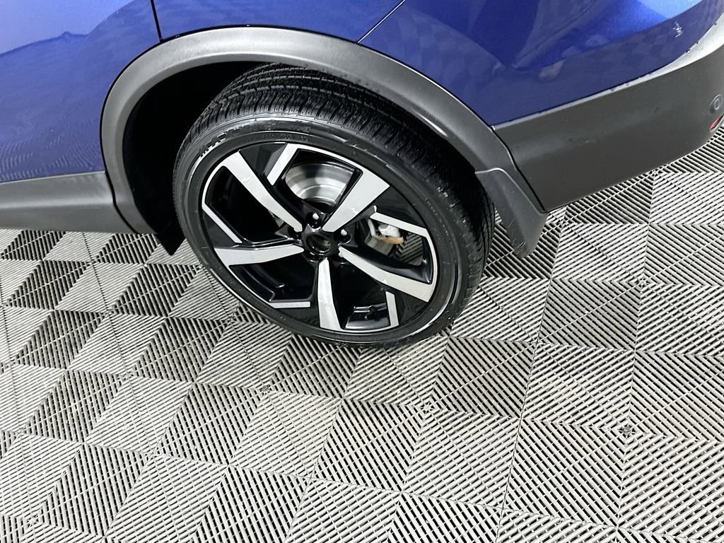 Used 2021 Nissan Rogue Sport SL image 40