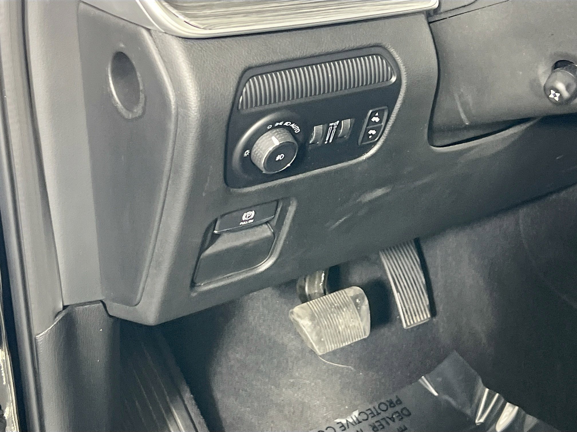 Used 2022 Jeep Wagoneer Series II AWD/4WD image 10