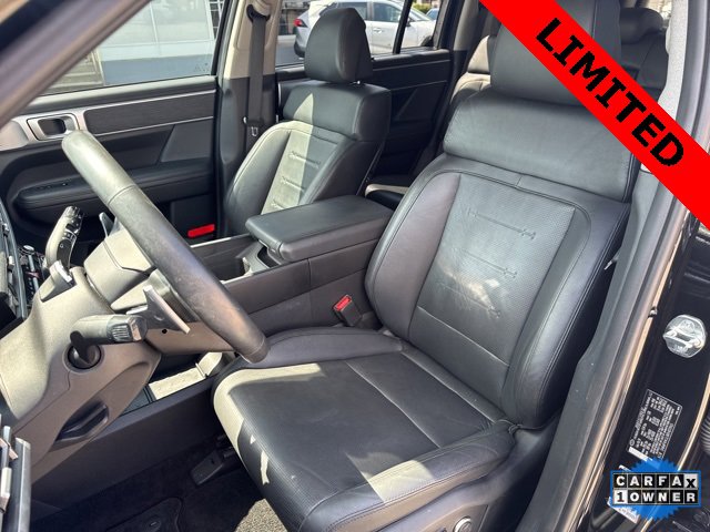 Used 2024 Hyundai Santa Fe Limited image 10