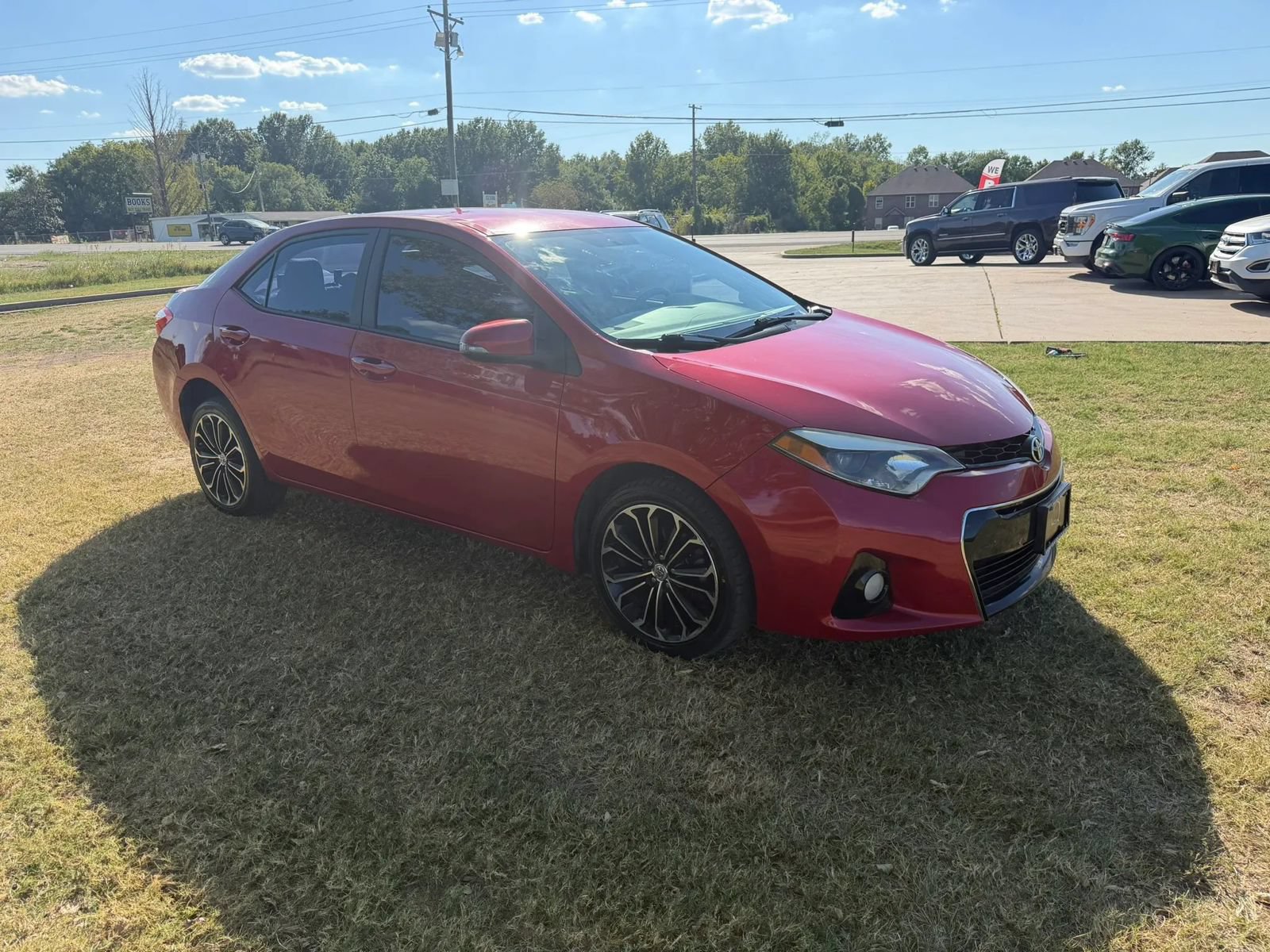 Used 2015 Toyota Corolla S FWD image 3