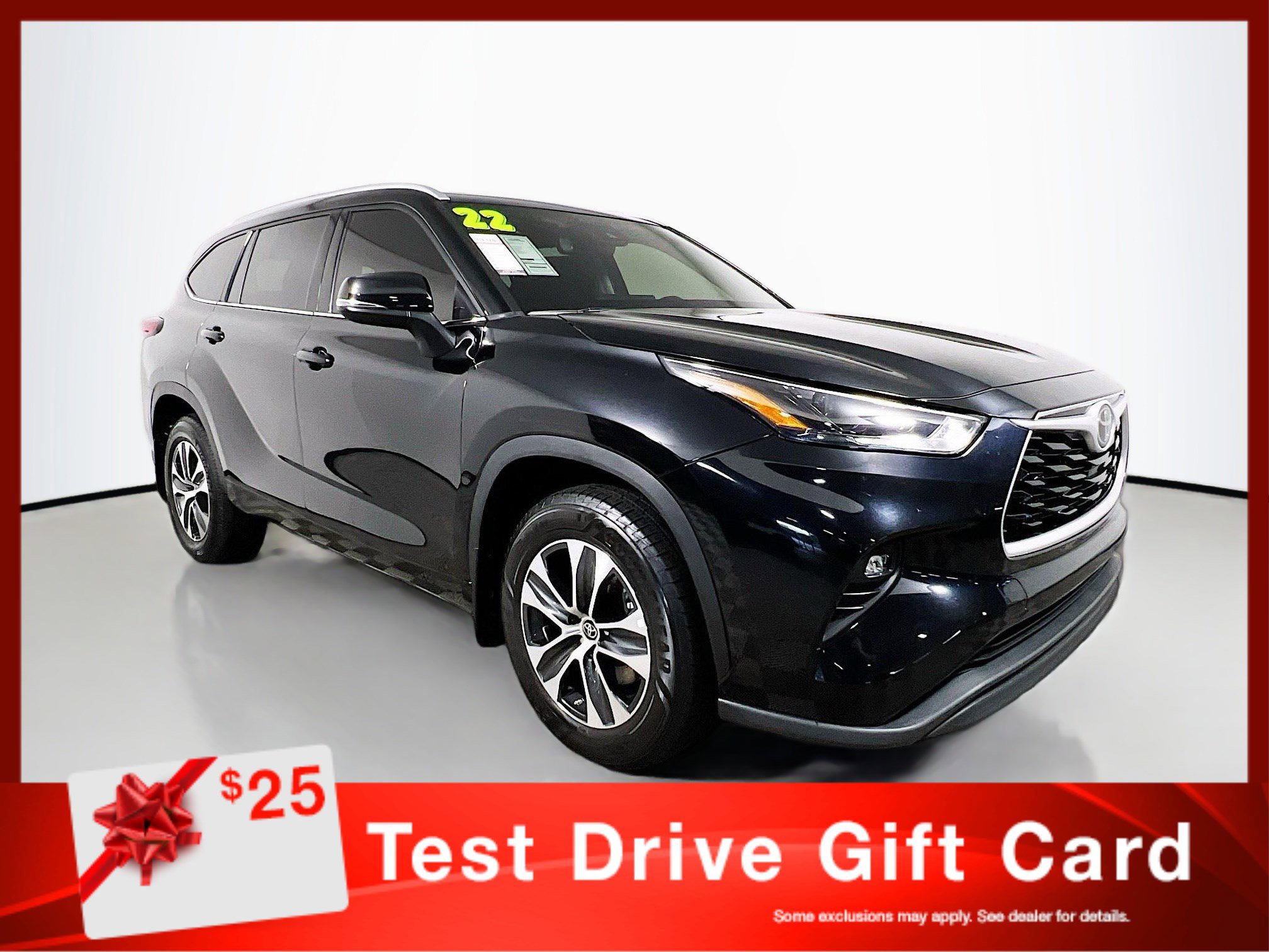 Used 2022 Toyota Highlander XLE