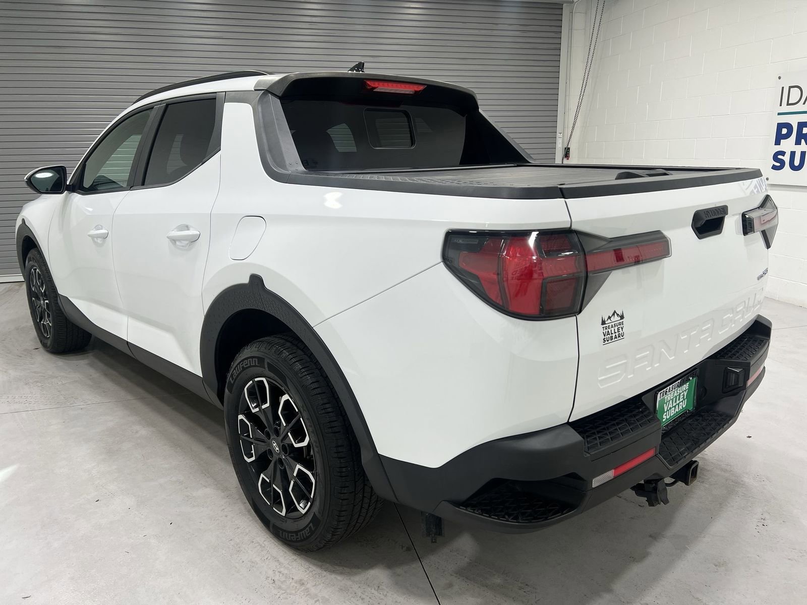 Used 2022 Hyundai Santa Cruz SEL Premium image 6