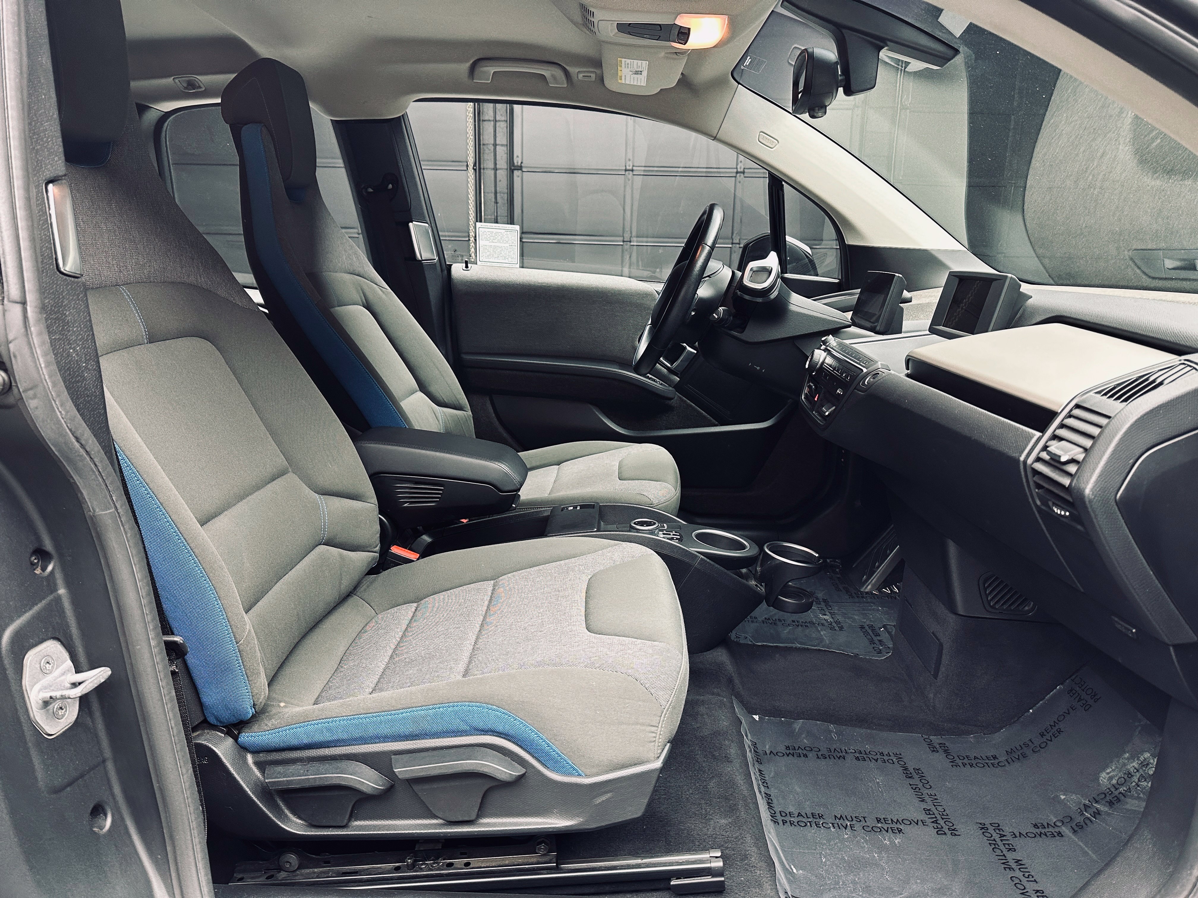 Used 2017 BMW i3 w/ Range Extender RWD image 18