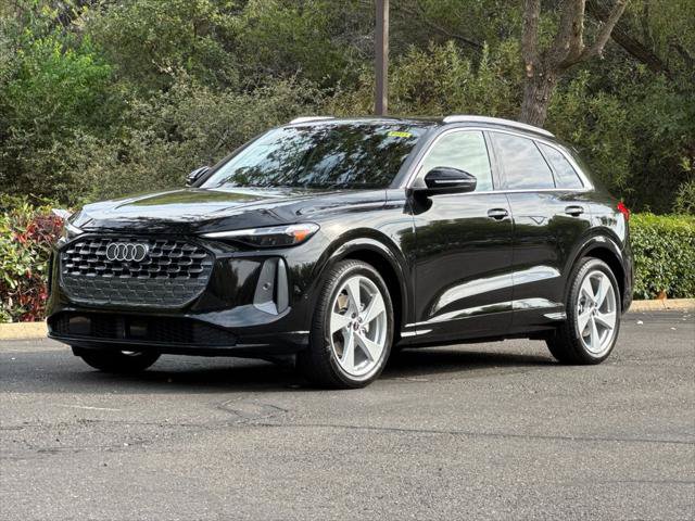 Certified 2025 Audi Q5 Prestige AWD/4WD image 9