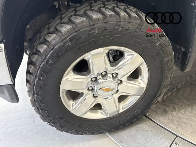 Used 2021 Chevrolet Silverado 3500 LTZ w/ LTZ Premium Texas Edition image 4