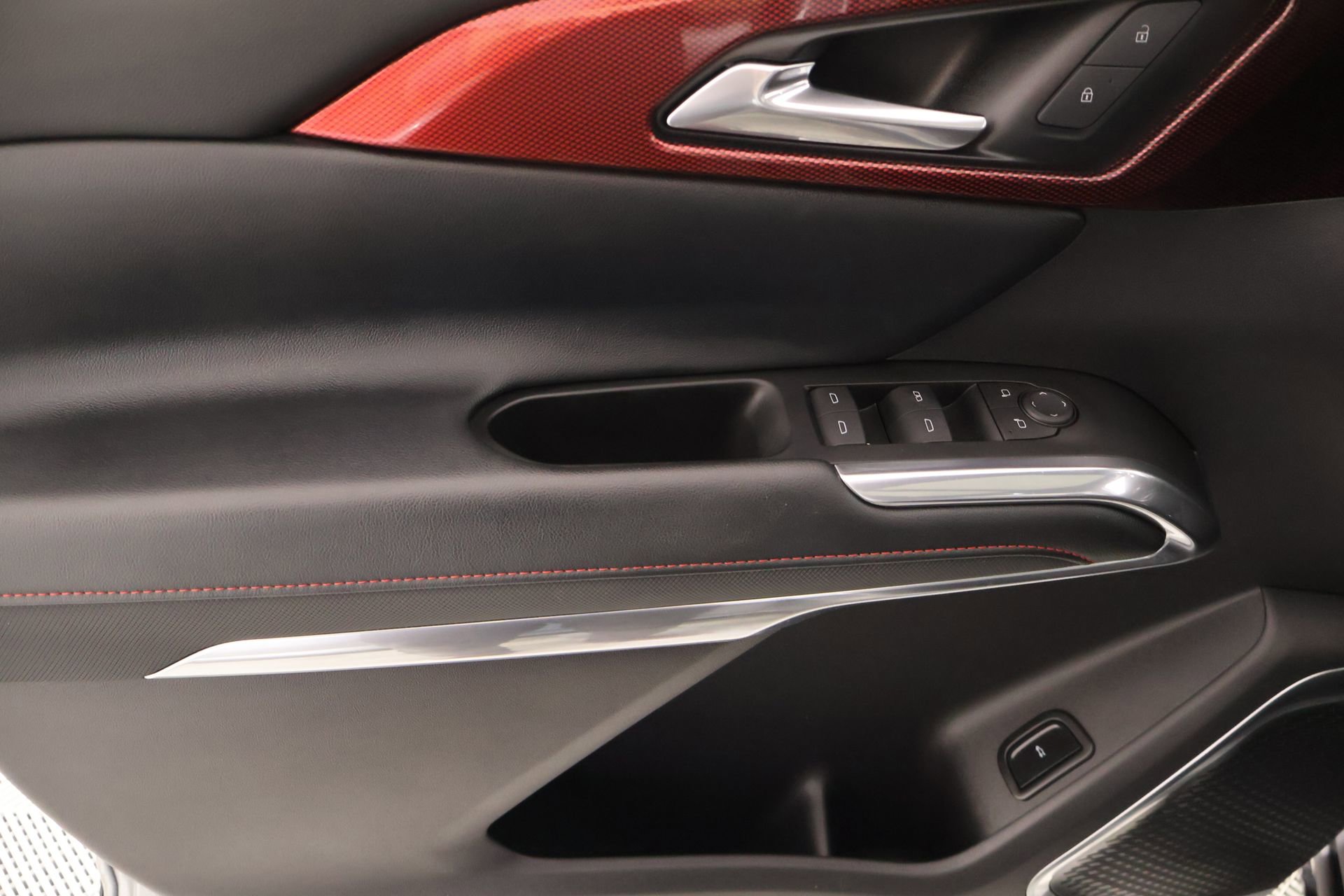 Used 2024 Chevrolet Traverse Z71 w/ Enhanced Driving Package image 16