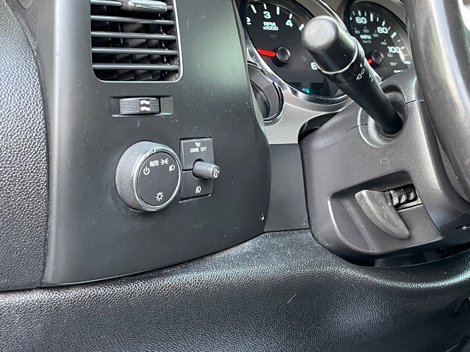 Used 2009 Chevrolet Silverado 1500 LT w/ Power Pack Plus image 14