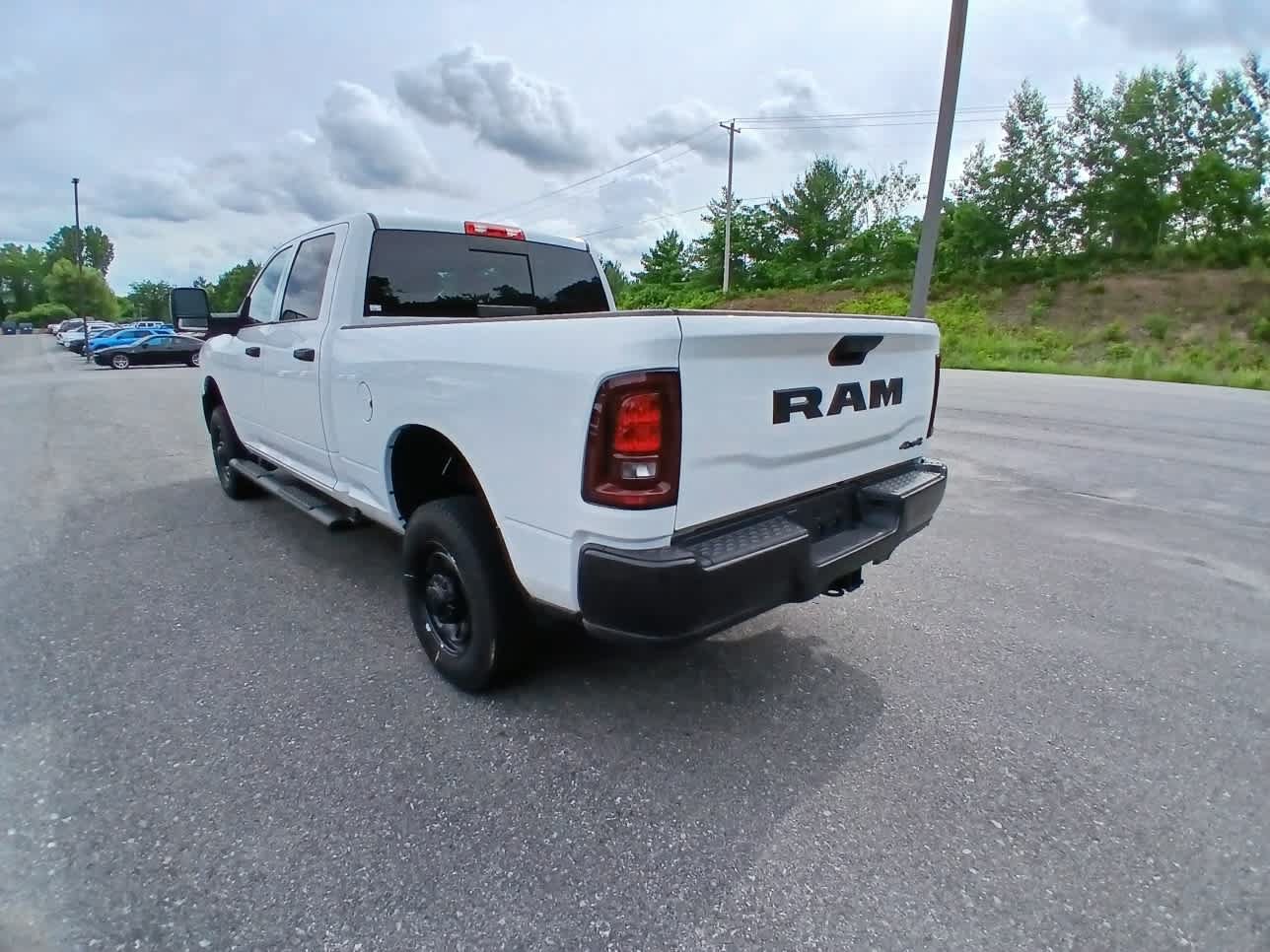 New 2026 RAM 2500 Tradesman AWD/4WD image 8