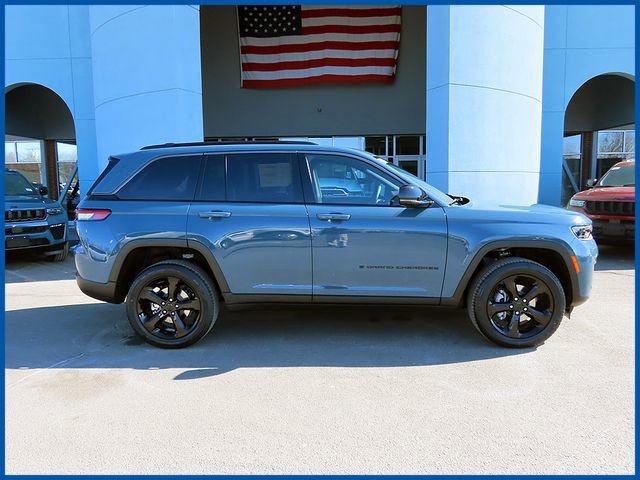 New 2026 Jeep Grand Cherokee Limited image 1