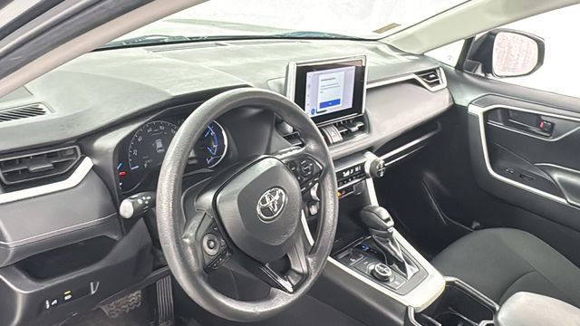 Used 2024 Toyota RAV4 LE image 34