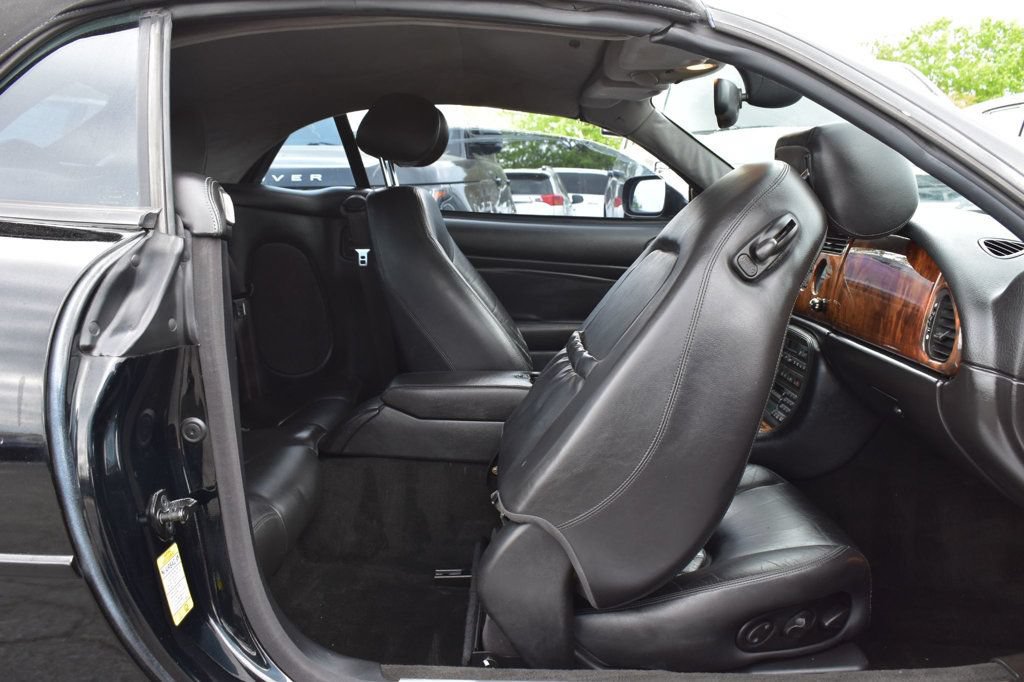 Used 2002 Jaguar XK8 Convertible RWD image 37