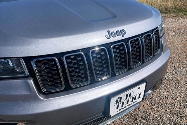 Used 2017 Jeep Grand Cherokee Limited AWD/4WD image 5
