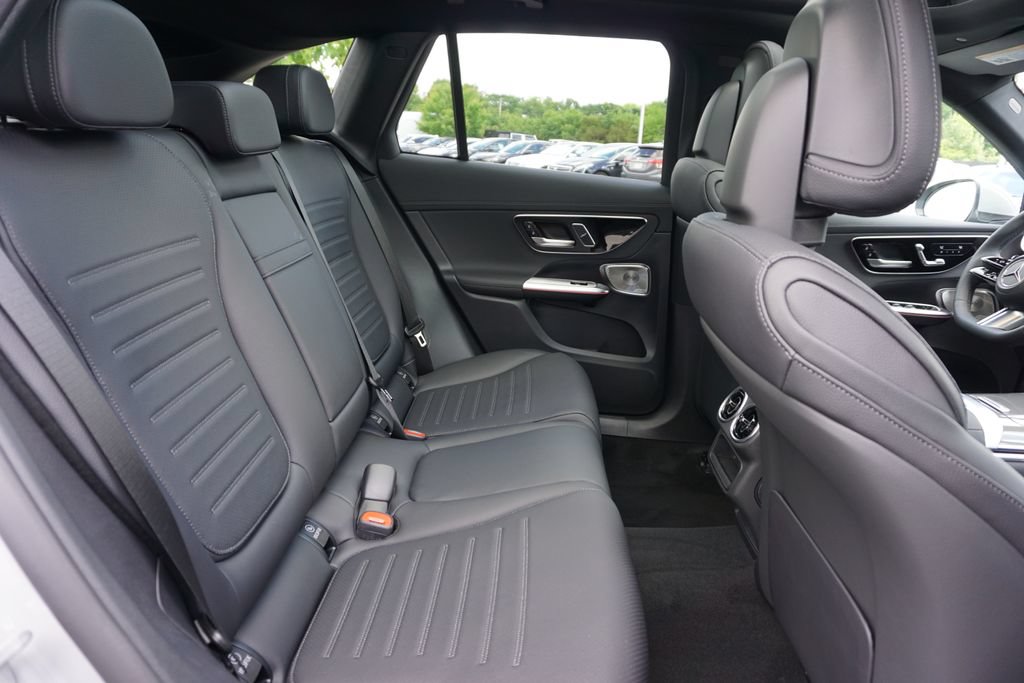 Certified 2025 Mercedes-Benz GLC 300 4MATIC image 60