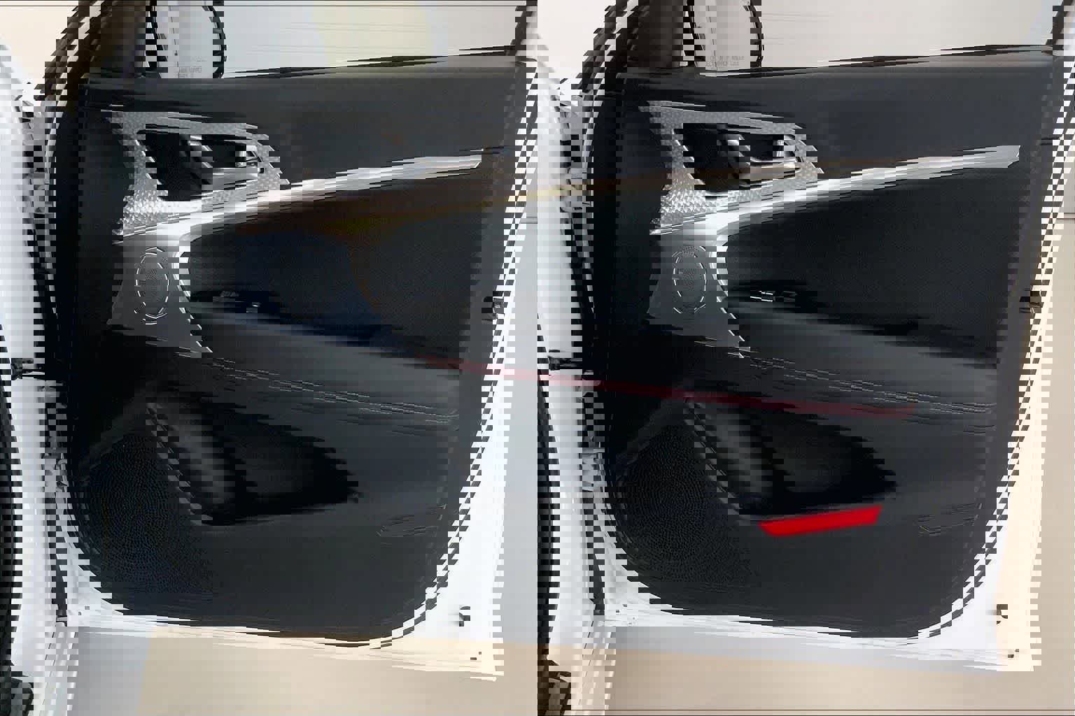 Used 2023 Genesis G70 2.0T w/ Sport Prestige Package image 26