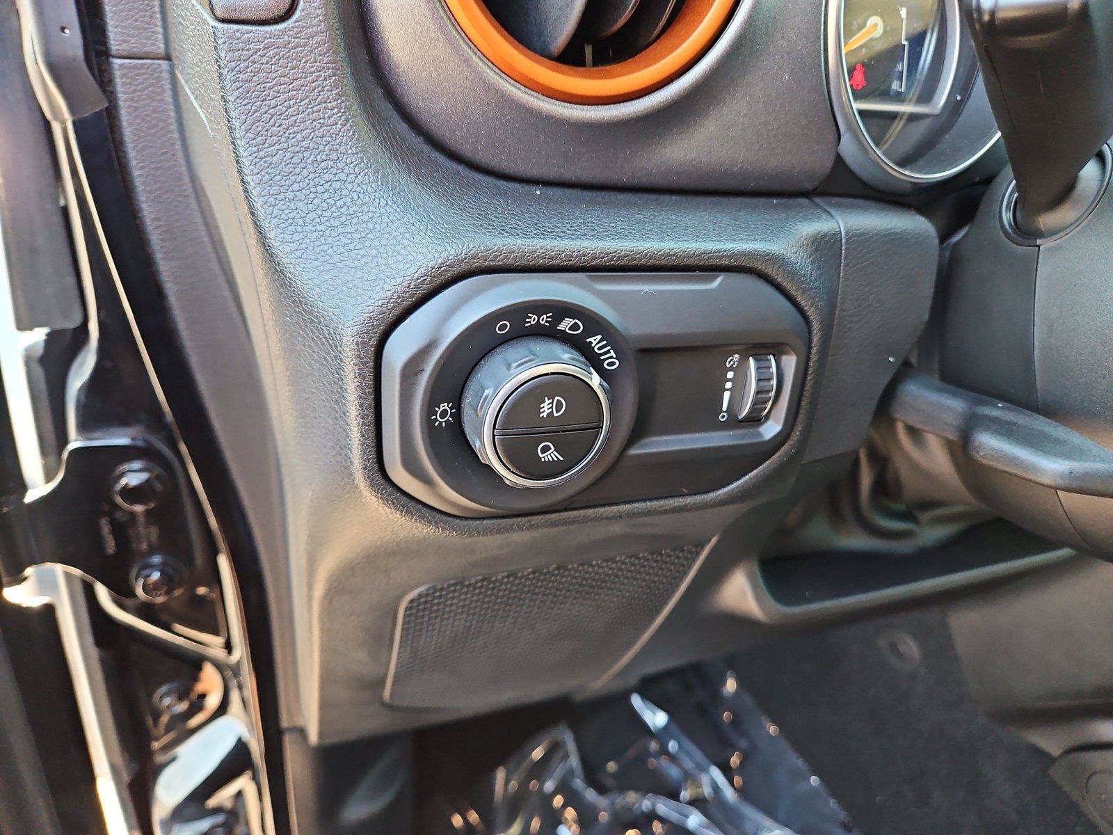 Used 2023 Jeep Gladiator Mojave w/ Trailer Tow Package AWD/4WD image 20