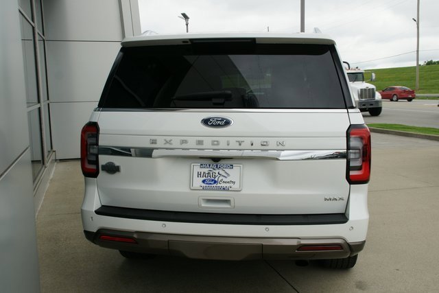 Used 2022 Ford Expedition Max King Ranch image 4