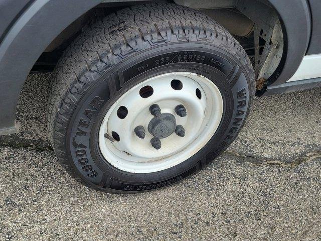 Used 2019 Ford Transit 150 148 Medium Roof image 5