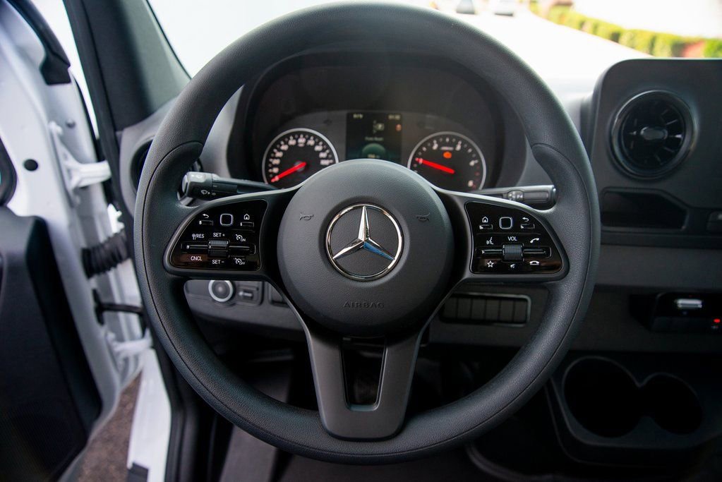 Used 2024 Mercedes-Benz Sprinter 144 Cargo image 41