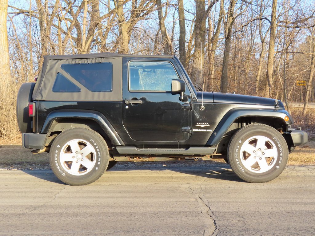 Used 2012 Jeep Wrangler Sahara w/ Connectivity Group image 2