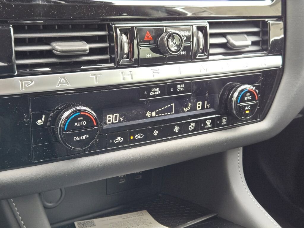 New 2026 Nissan Pathfinder SV AWD/4WD image 28