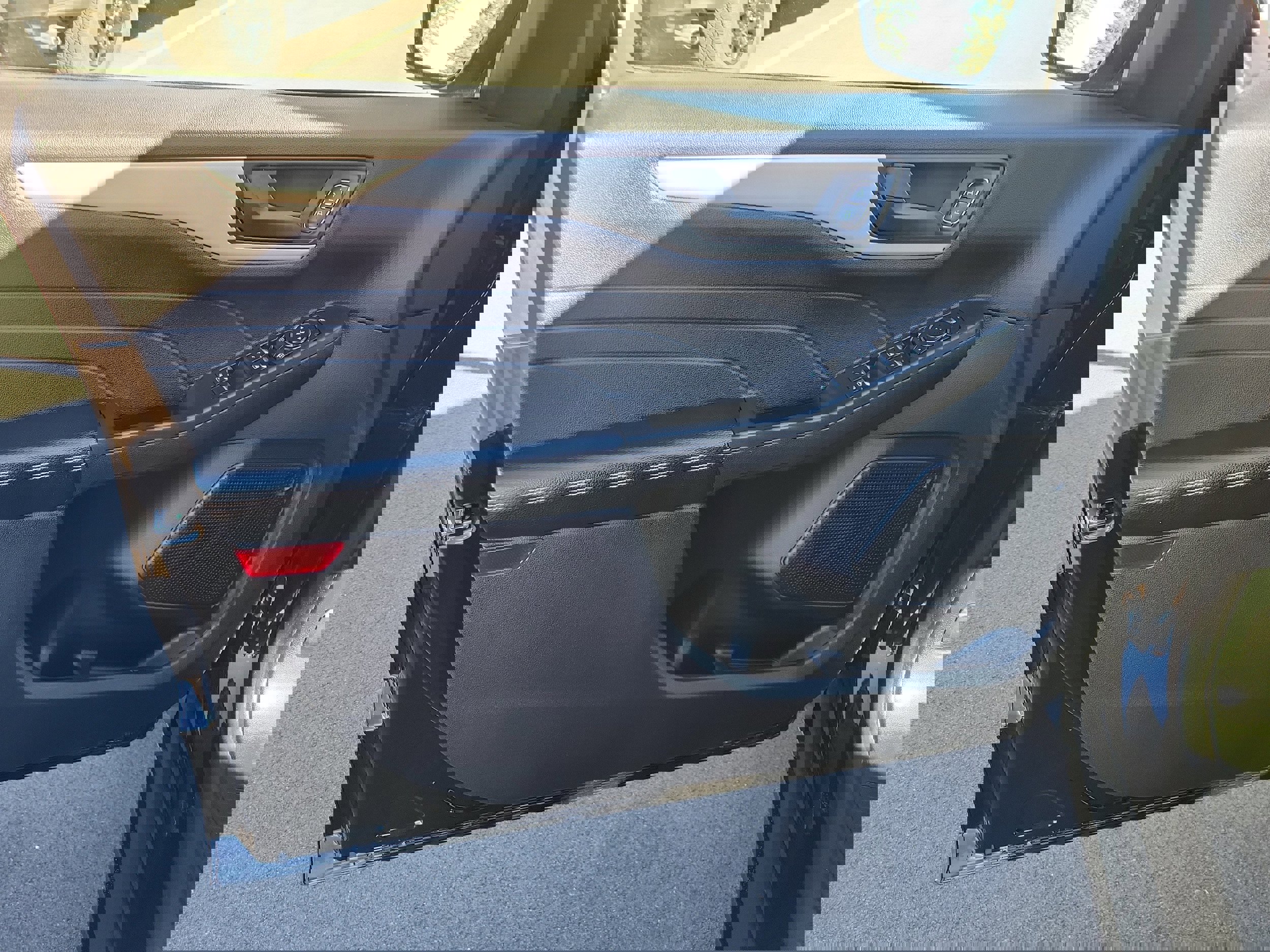 Certified 2022 Ford Escape SE w/ Convenience Package image 16