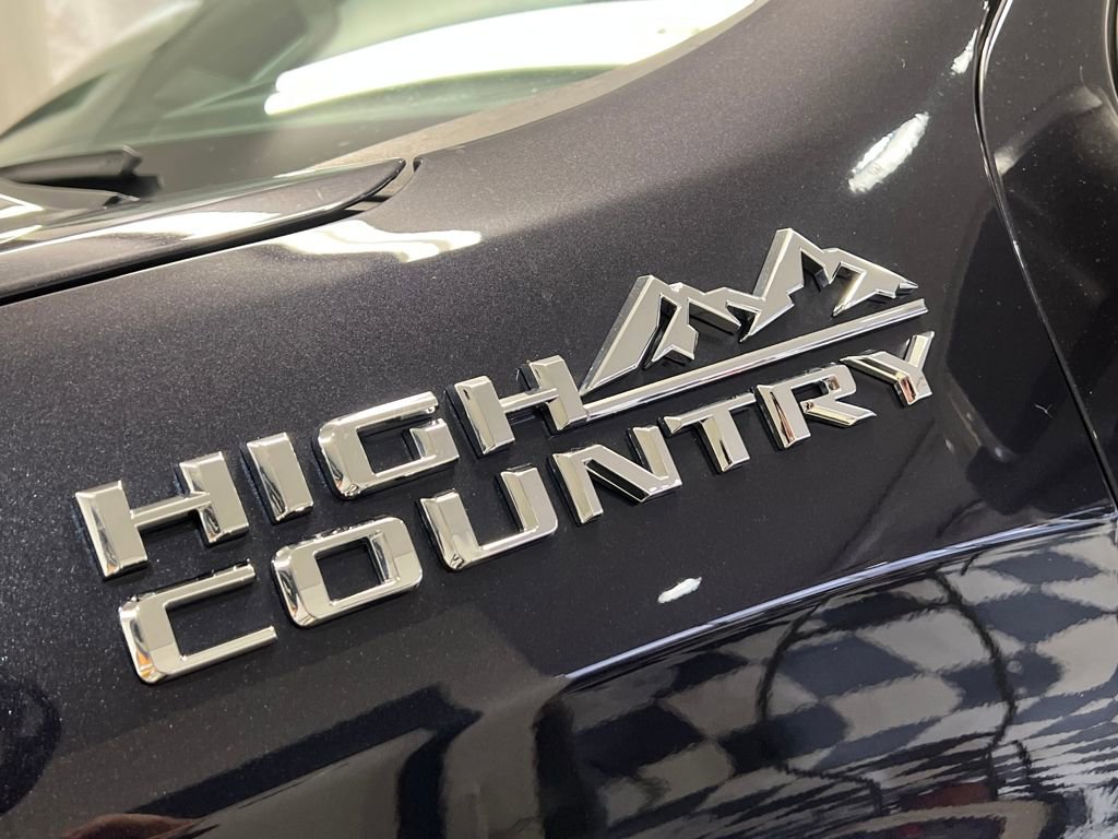 Used 2023 Chevrolet Silverado 1500 High Country w/ High Country Premium Package image 5