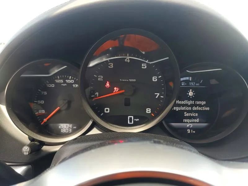 Used 2025 Porsche 718 Cayman RWD image 9