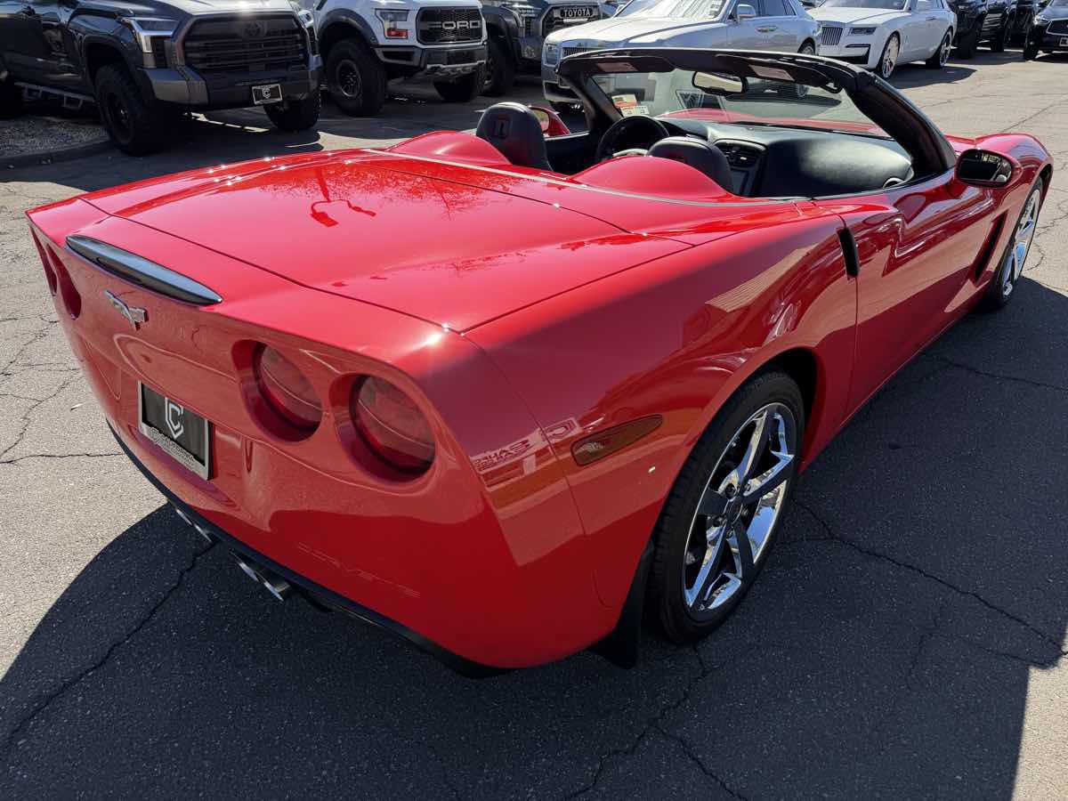 Used 2010 Chevrolet Corvette Convertible w/ Preferred Equipment Group RWD image 10