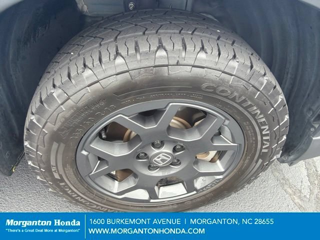 Used 2025 Honda Pilot TrailSport image 12