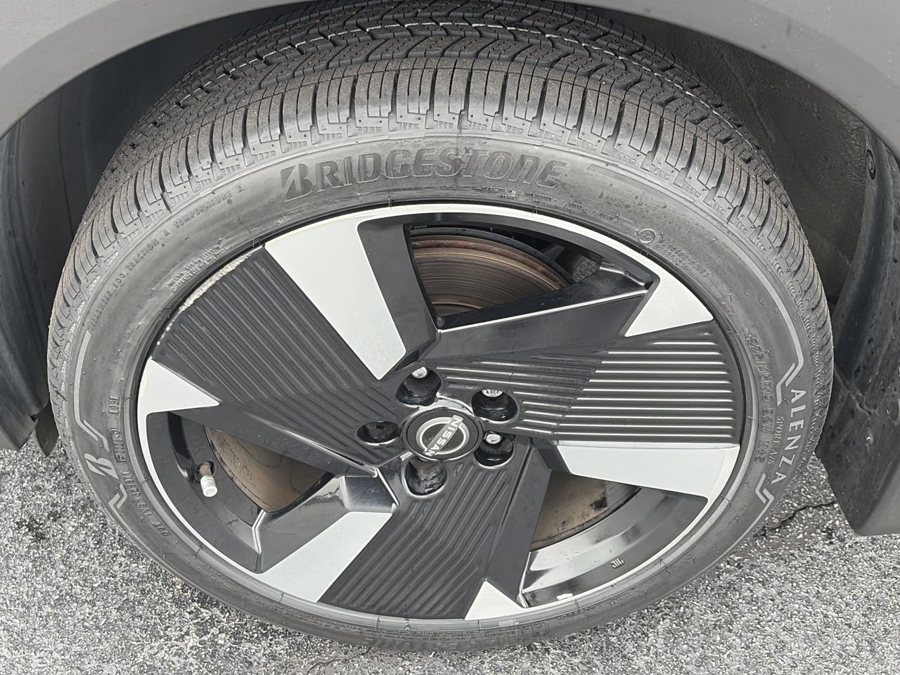 Certified 2025 Nissan Kicks SR w/ SR Premium Package FWD image 9