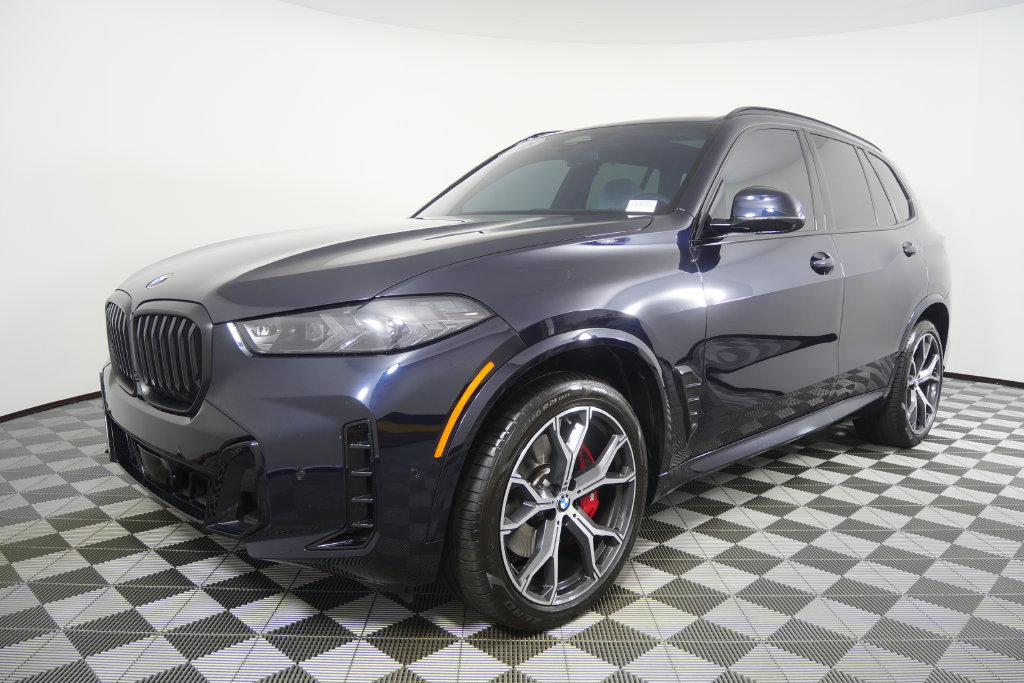 Certified 2025 BMW X5 xDrive40i w/ M Sport Package AWD/4WD image 8
