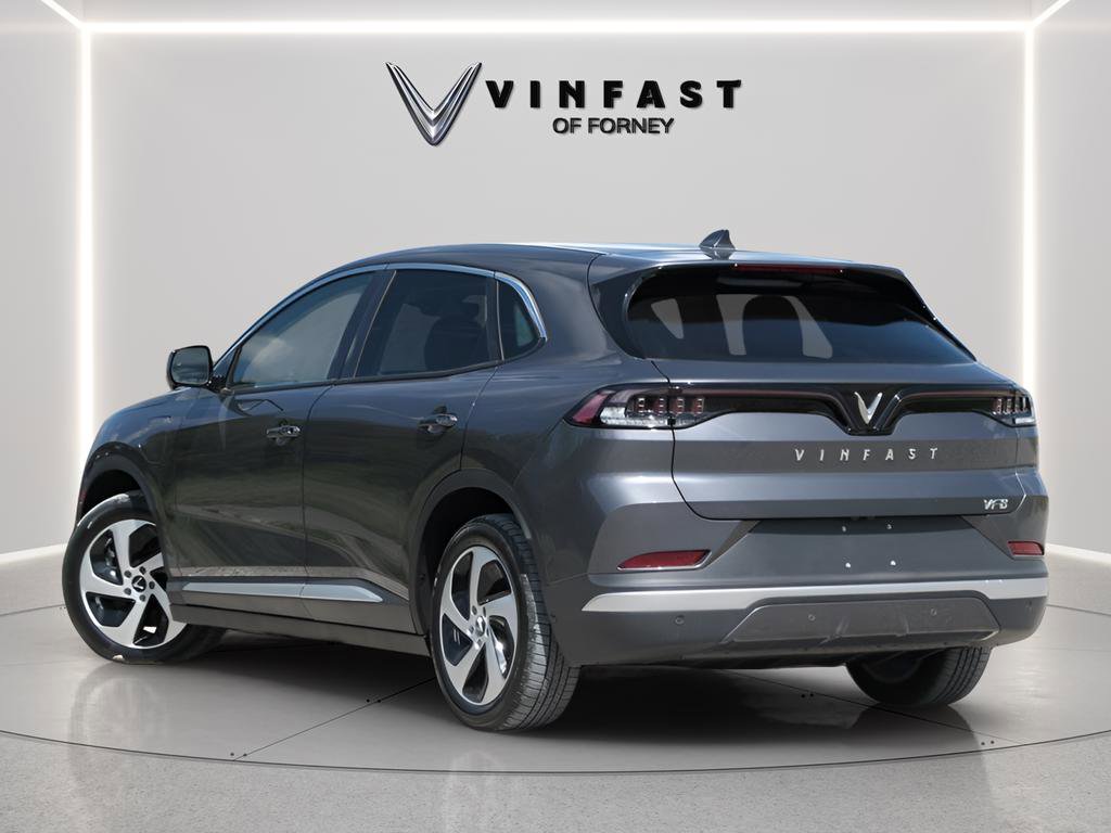 New 2025 VinFast VF 8 Eco image 2