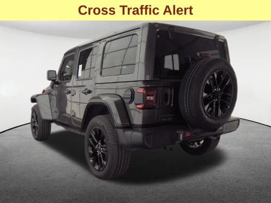 Used 2025 Jeep Wrangler Unlimited Sahara w/ Safety Group AWD/4WD image 8