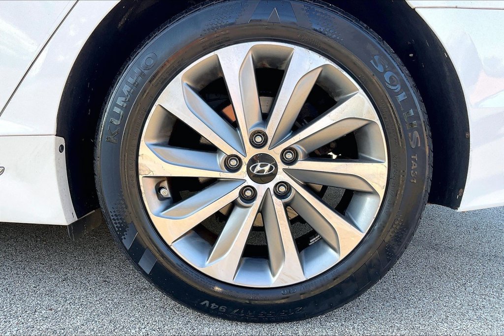 Used 2017 Hyundai Sonata Sport w/ Value Edition Package 02 FWD image 9