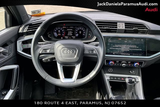 Used 2023 Audi Q3 2.0T Premium w/ Convenience Package image 5