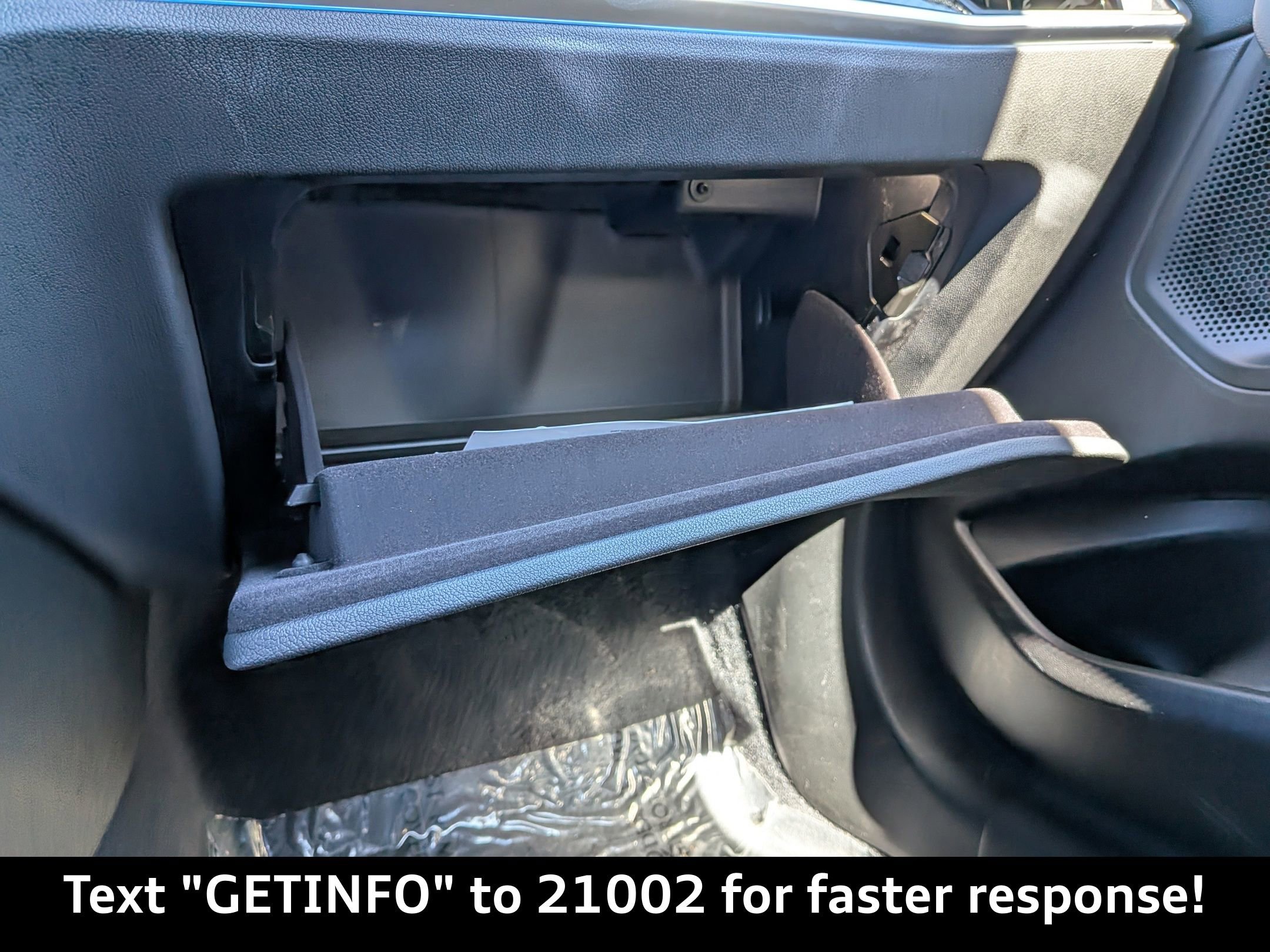 Used 2024 BMW M2 w/ Lighting Package image 23