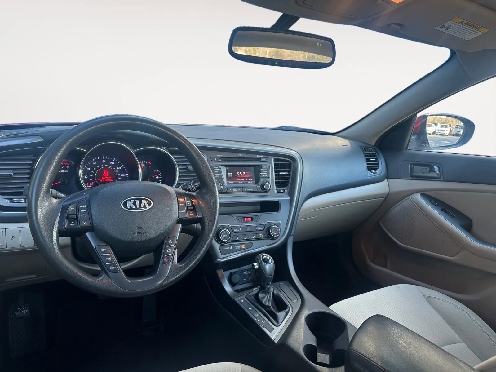 Used 2013 Kia Optima LX w/ Convenience Plus Pkg image 11