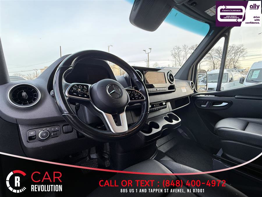 Used 2024 Mercedes-Benz Sprinter 2500 image 12