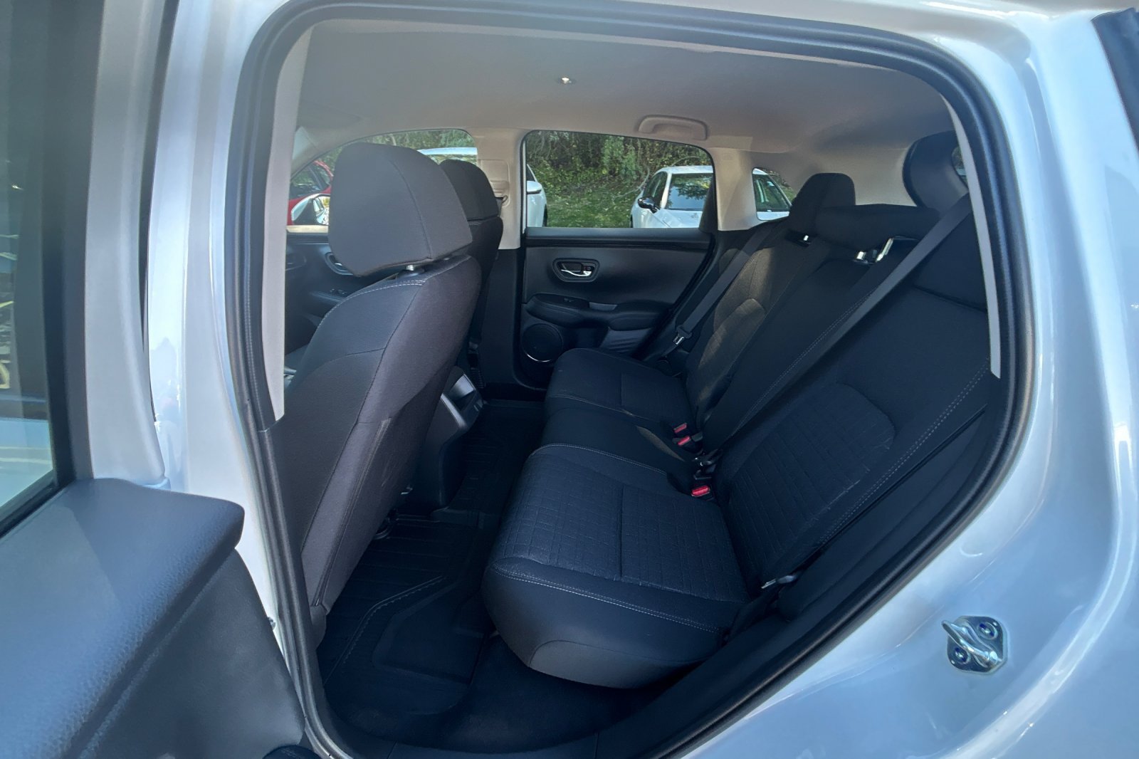 Used 2026 Honda HR-V LX image 12