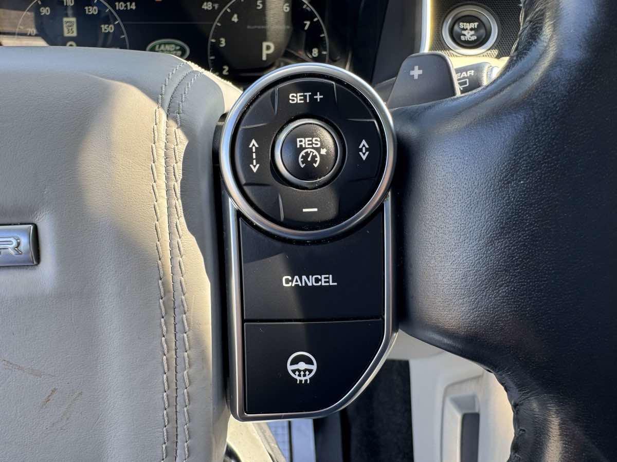 Used 2017 Land Rover Range Rover Supercharged image 15
