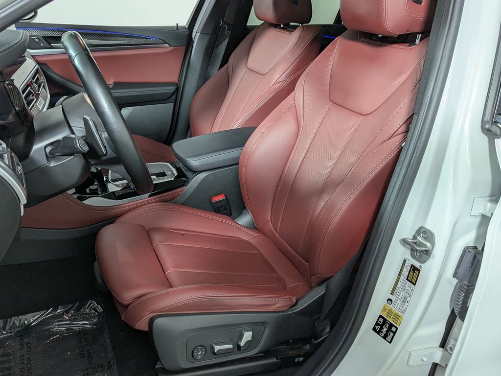 Certified 2024 BMW X4 M40i w/ Premium Package AWD/4WD image 21