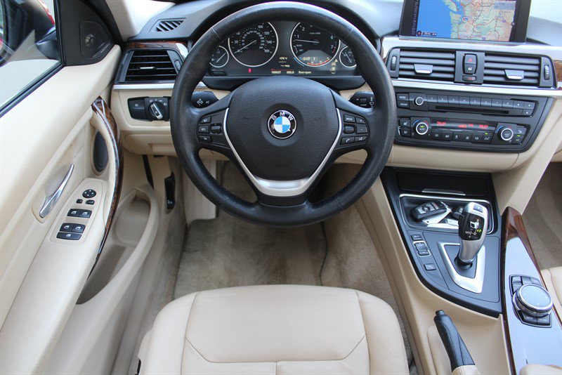 Used 2014 BMW 335i xDrive Sedan AWD/4WD image 2